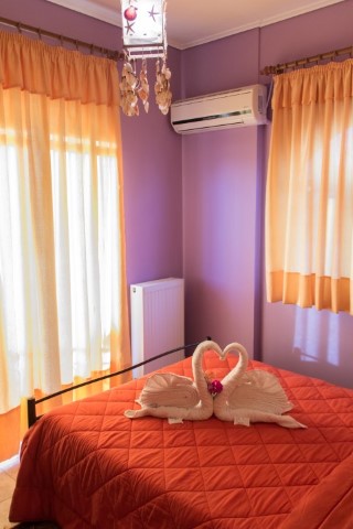 Sunset Apartments Interior